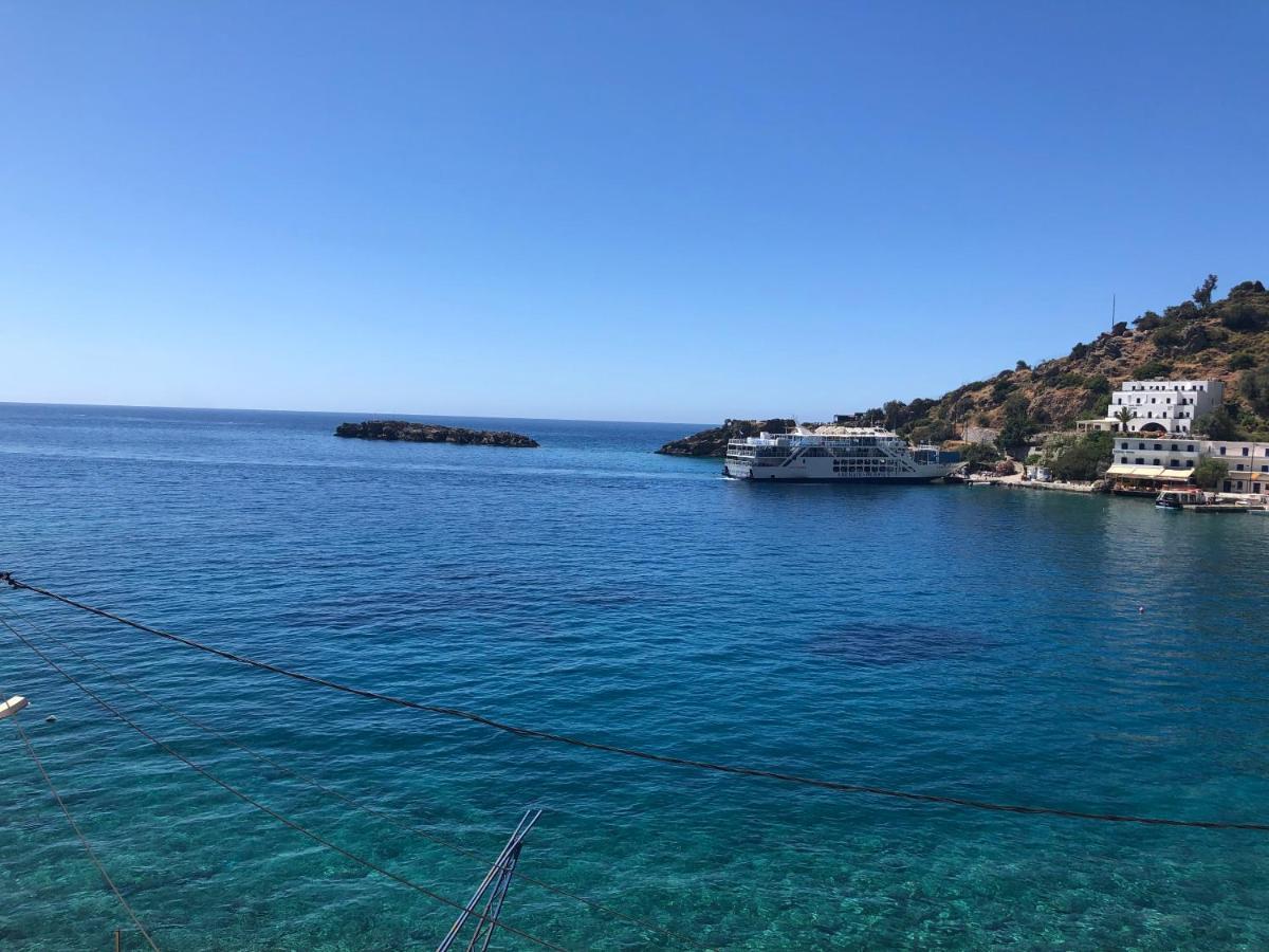 Scirocco Rooms Loutro Eksteriør billede