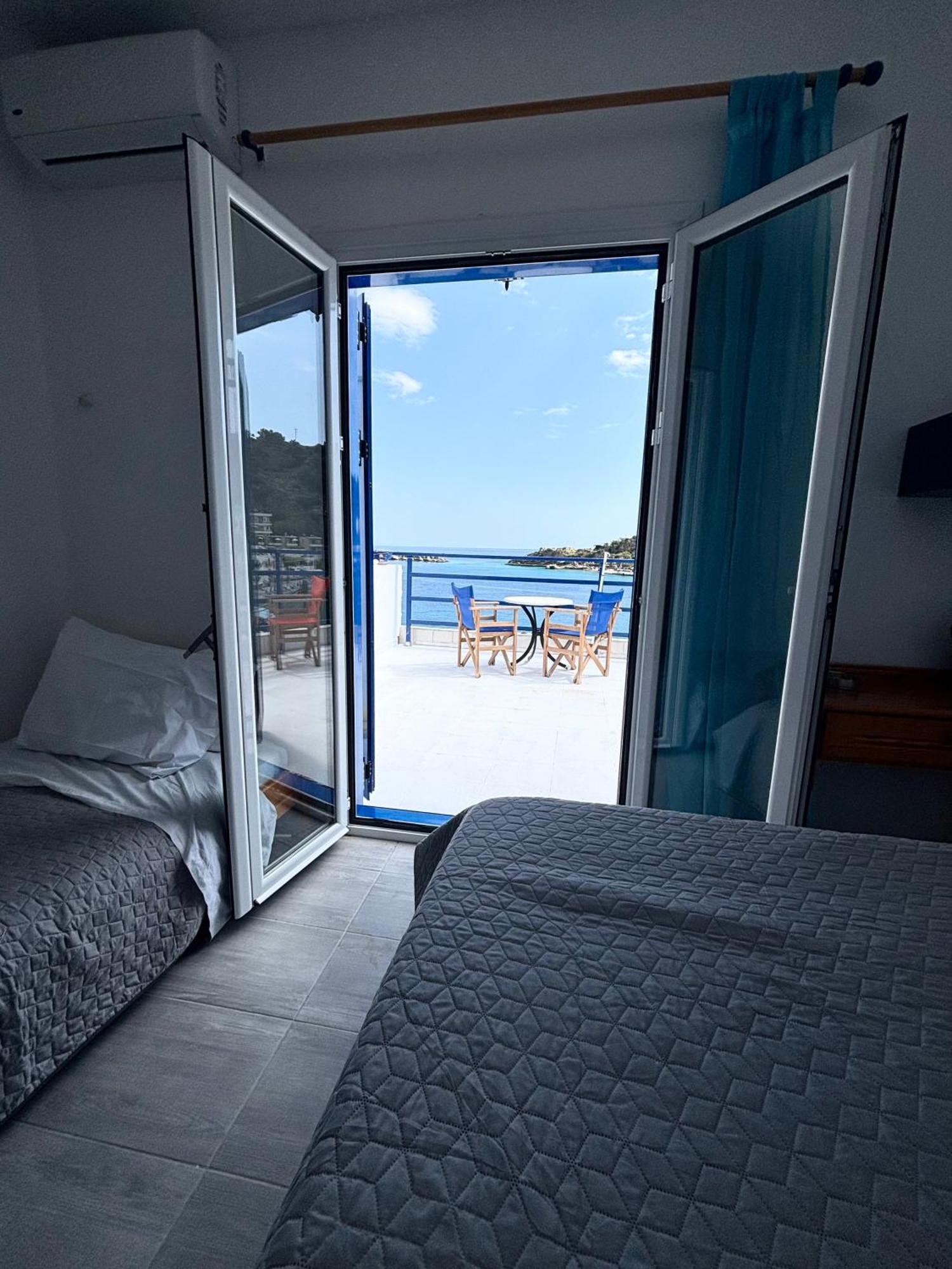 Scirocco Rooms Loutro Eksteriør billede