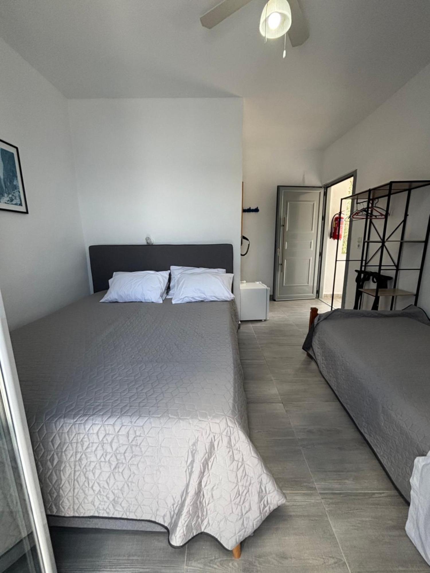 Scirocco Rooms Loutro Eksteriør billede