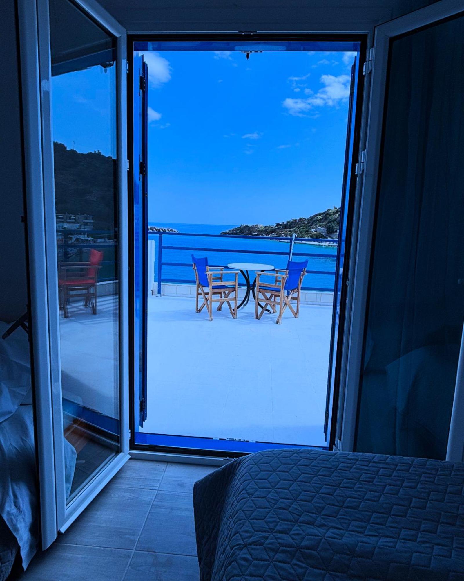 Scirocco Rooms Loutro Eksteriør billede