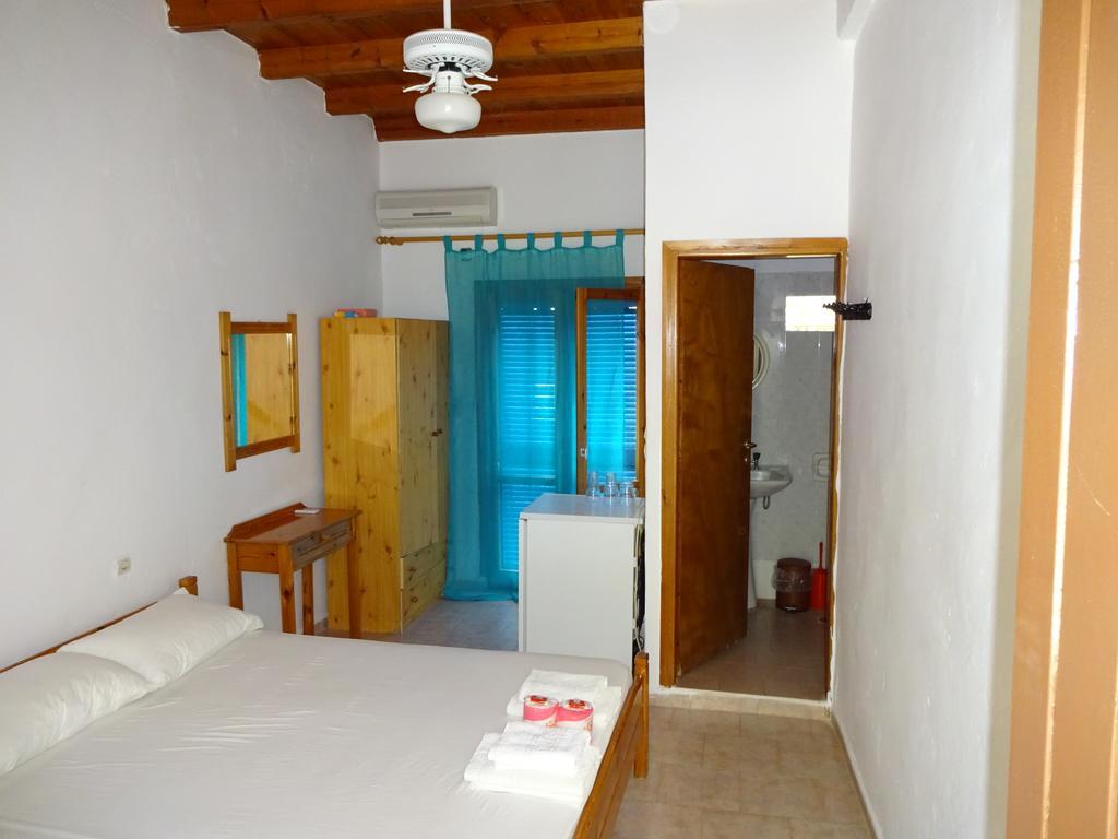 Scirocco Rooms Loutro Eksteriør billede