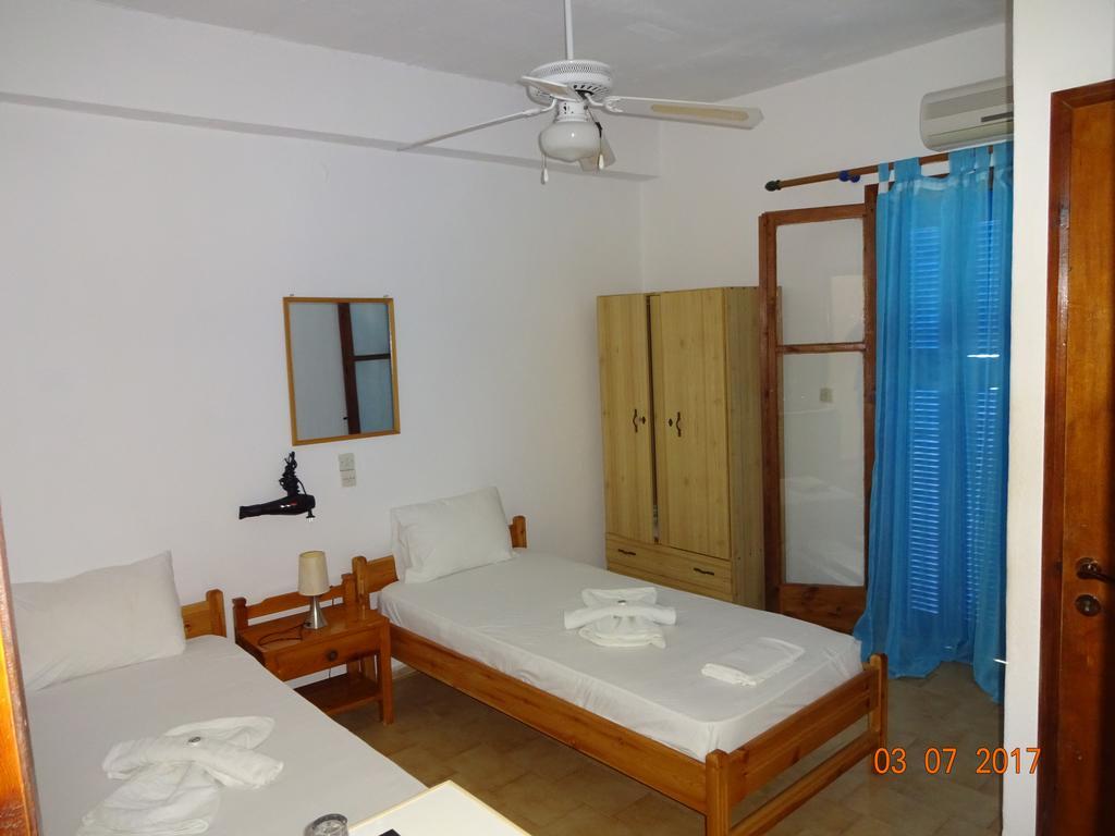 Scirocco Rooms Loutro Eksteriør billede