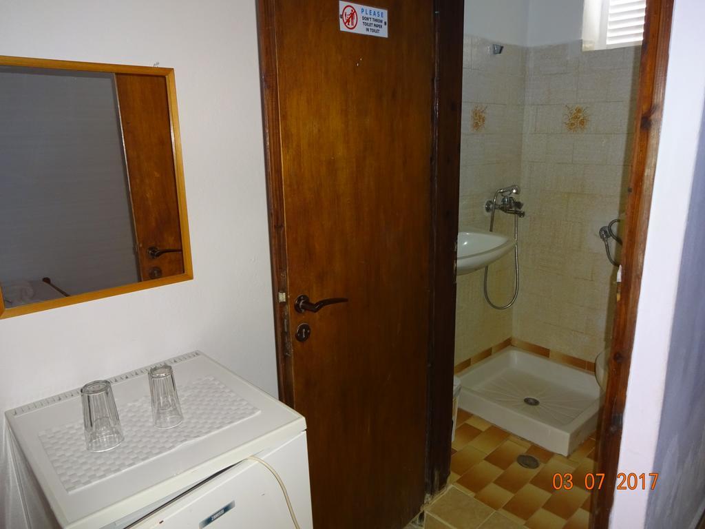 Scirocco Rooms Loutro Eksteriør billede