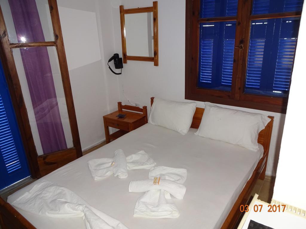 Scirocco Rooms Loutro Eksteriør billede