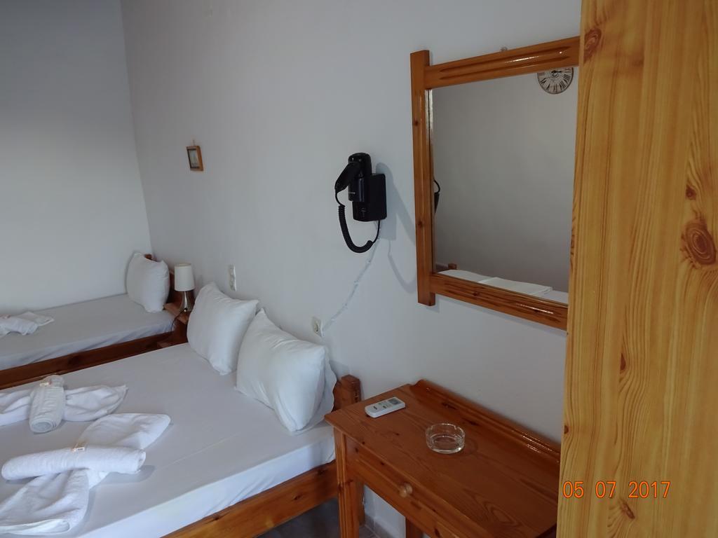 Scirocco Rooms Loutro Eksteriør billede