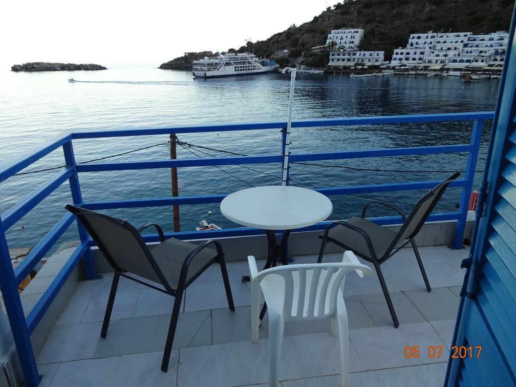 Scirocco Rooms Loutro Eksteriør billede