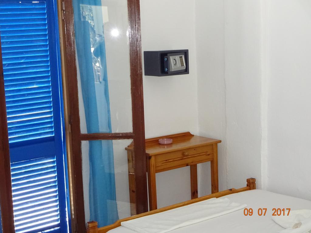 Scirocco Rooms Loutro Eksteriør billede
